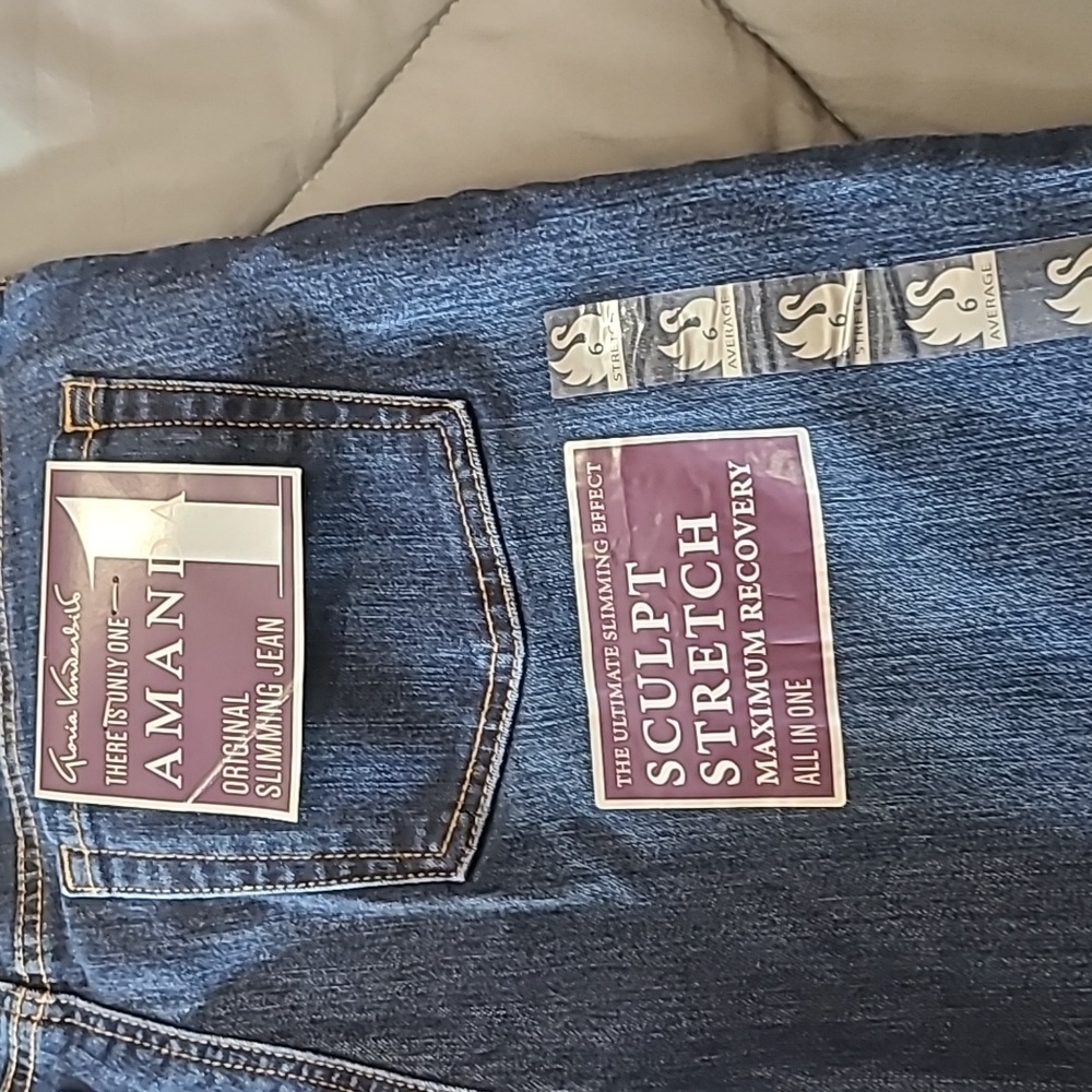 Jeans - Picture 4 of 4